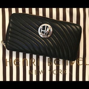 HENRI BENDEL Soft Lambskin Wallet